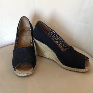Toms wedges